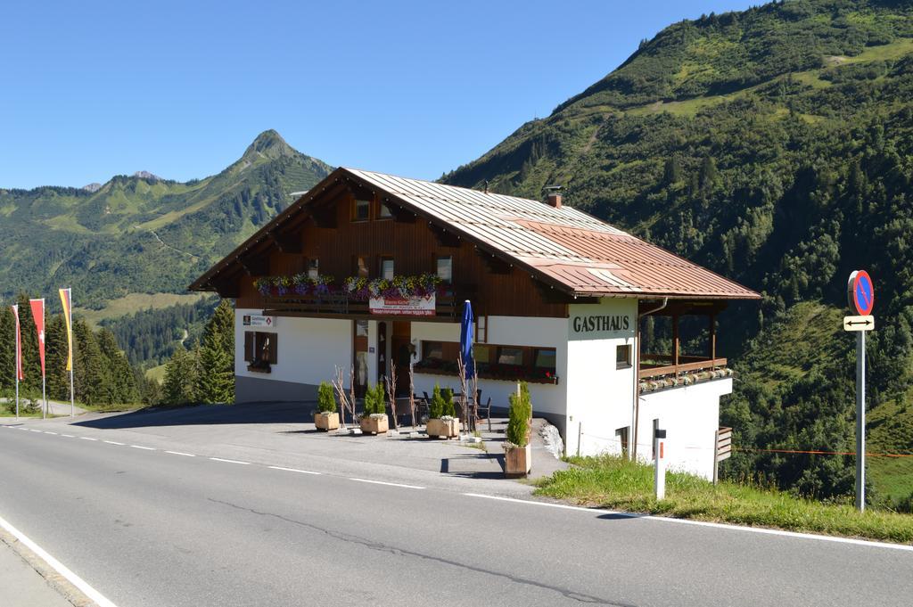 Gasthaus Gloeckle Damuels Exterior photo