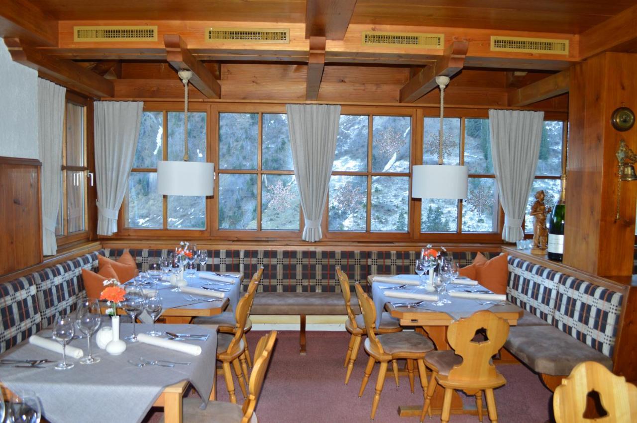 Gasthaus Gloeckle Damuels Exterior photo
